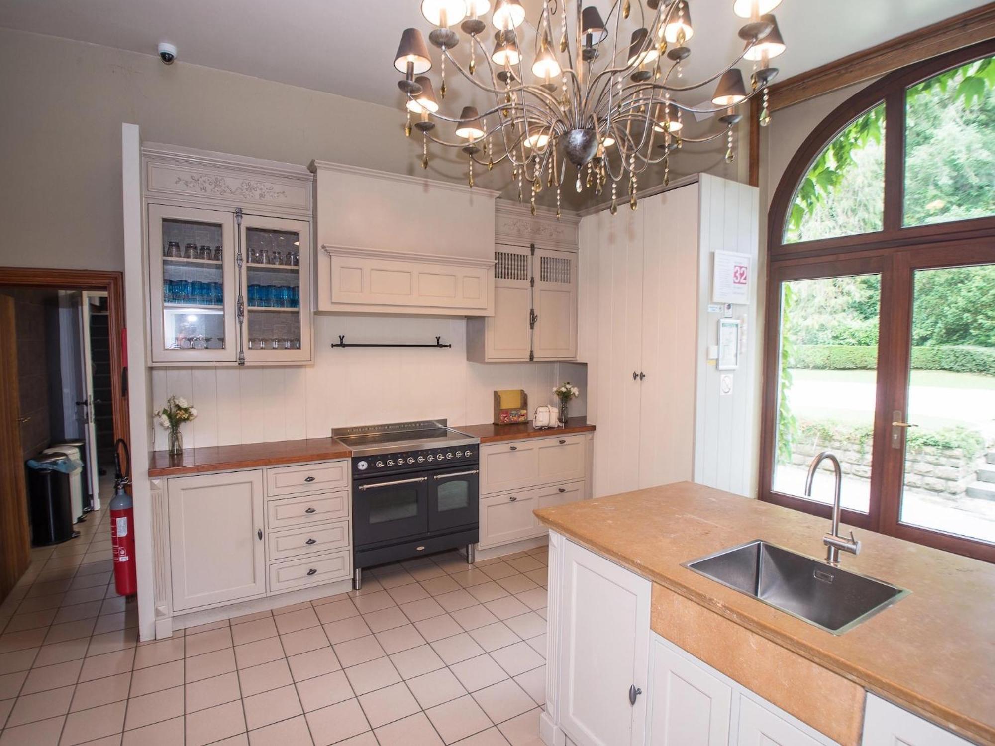 Villa Luxurious Castle With Hot Tub In The Belgian Jamoigne Exterior foto