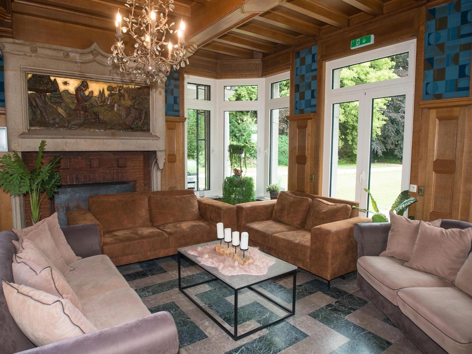 Villa Luxurious Castle With Hot Tub In The Belgian Jamoigne Exterior foto