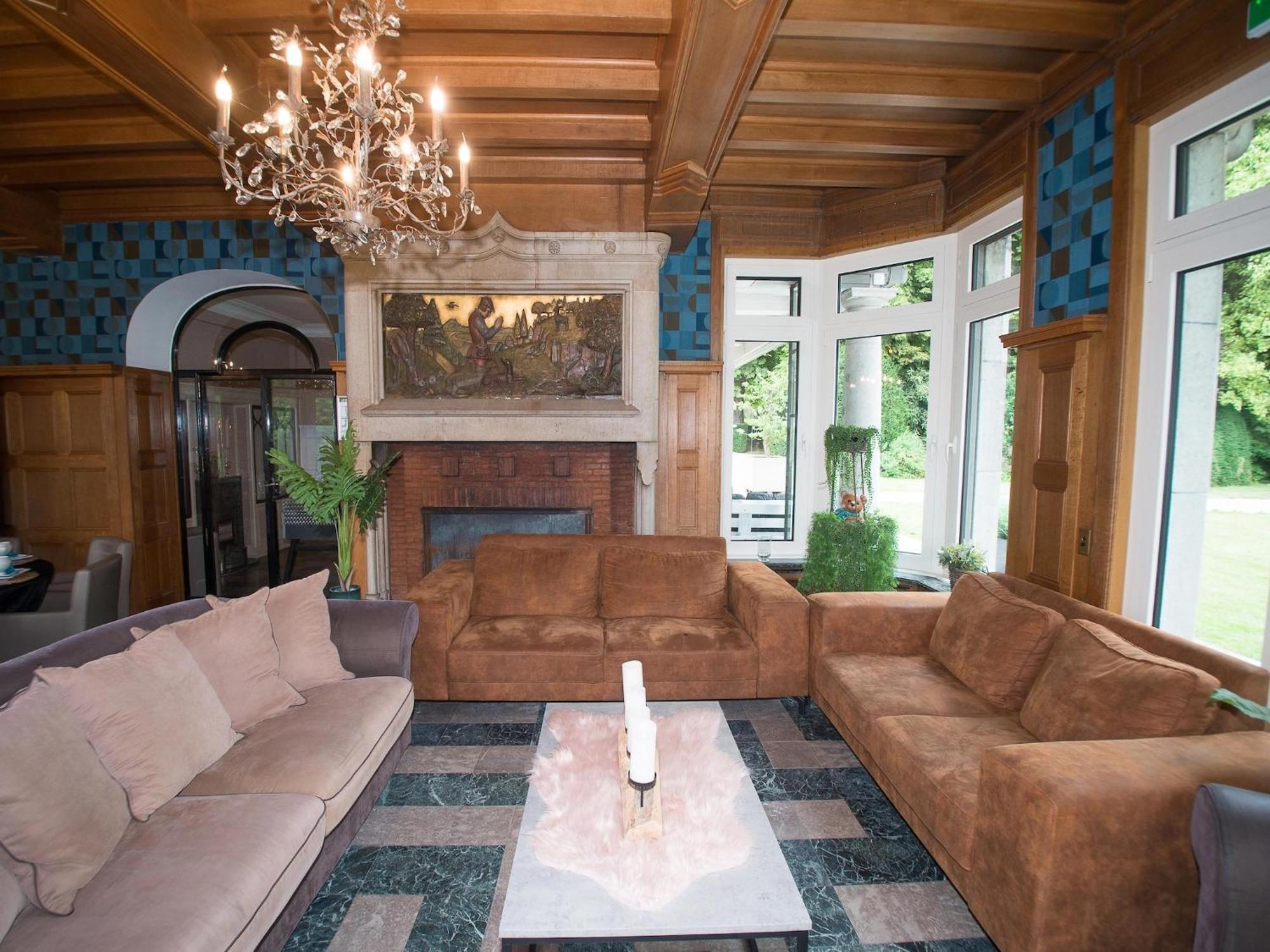 Villa Luxurious Castle With Hot Tub In The Belgian Jamoigne Exterior foto
