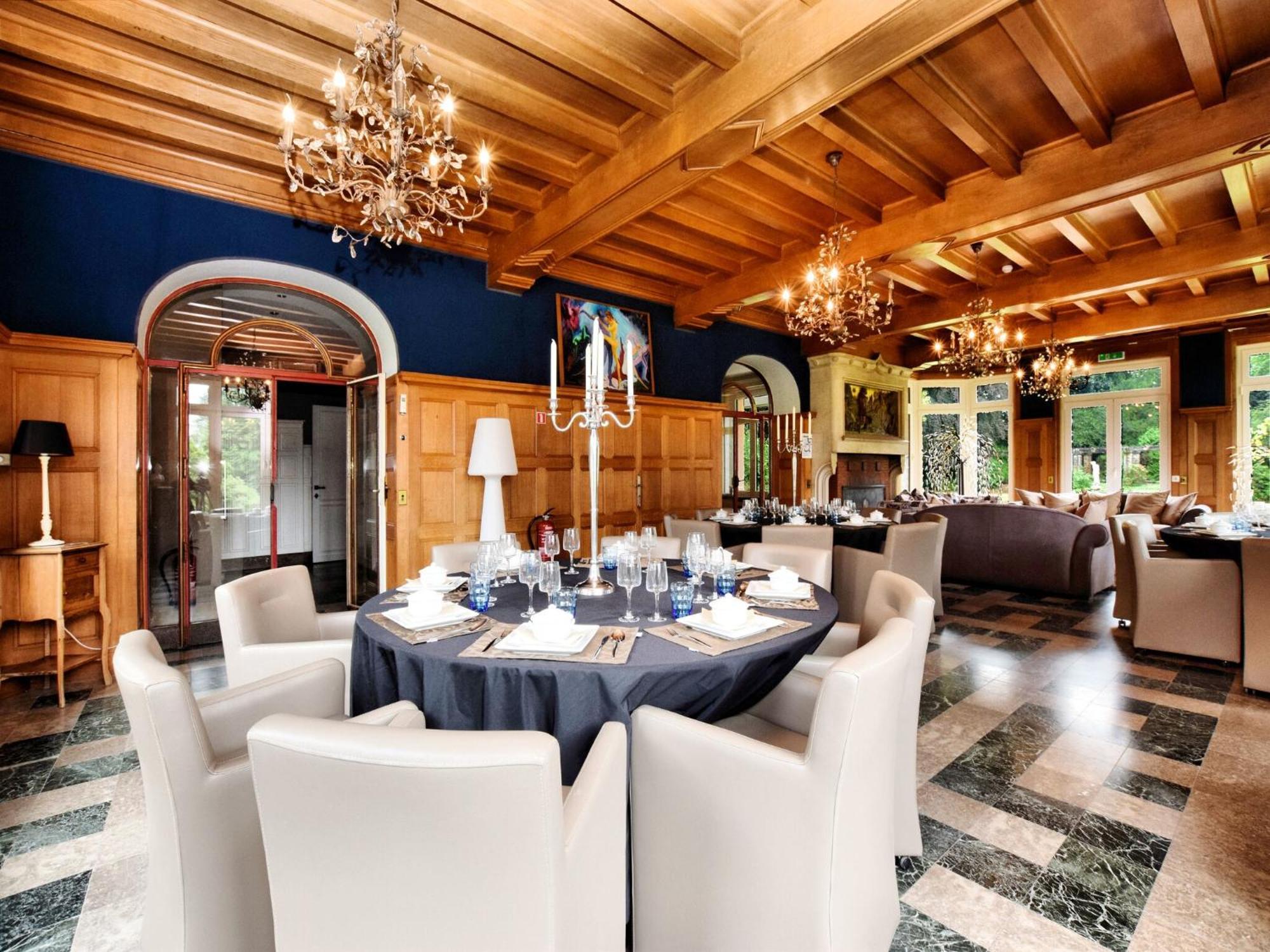 Villa Luxurious Castle With Hot Tub In The Belgian Jamoigne Exterior foto