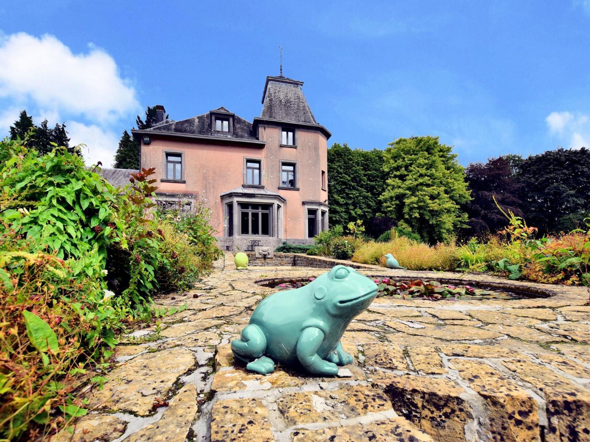 Villa Luxurious Castle With Hot Tub In The Belgian Jamoigne Exterior foto